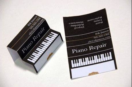 Kartu Nama Mirip Piano